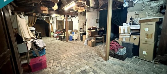 6 bedrooms House in Orleans, France No. 161277 8