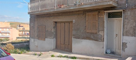 Apartamento de 3 dormitorios en Licata, Italy No. 282775 11