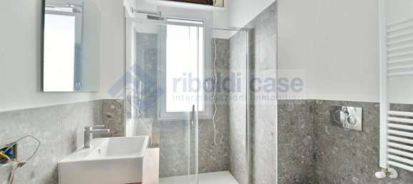 Apartamento T1 em Mariano Comense, Italy N.º 167448 19