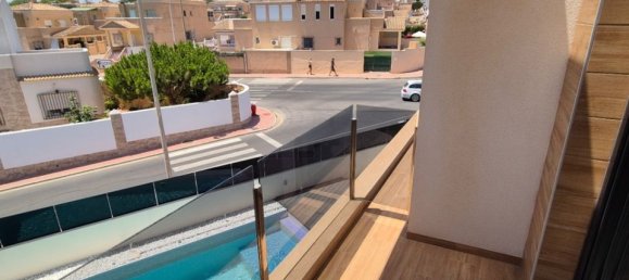 4 chambres Villa à Torrevieja, Spain No. 183590 30