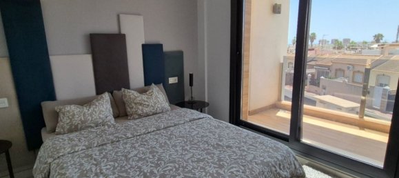 4 chambres Villa à Torrevieja, Spain No. 183590 26