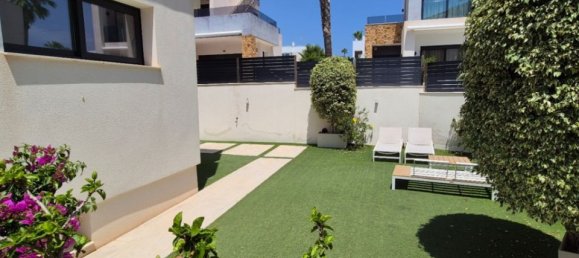 4 chambres Villa à Torrevieja, Spain No. 183590 7