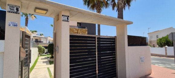 4 chambres Villa à Torrevieja, Spain No. 183590 4