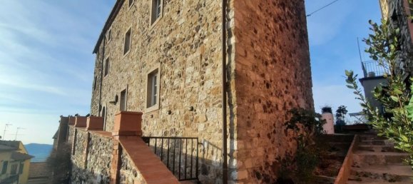 Dúplex de 2 habitaciónes en Castellina Marittima, Italy No. 110548 9