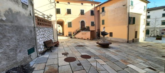 Dúplex de 2 habitaciónes en Castellina Marittima, Italy No. 110548 5