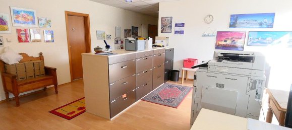 Oficina de 2 habitaciónes en Roth, Germany No. 271250 2