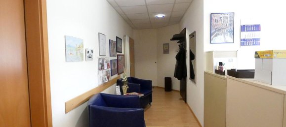 Oficina de 2 habitaciónes en Roth, Germany No. 271250 6