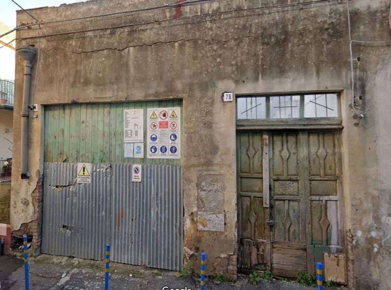  عقار تجاري في Aci Sant'Antonio, Italy 129متر مربع رقم 52028