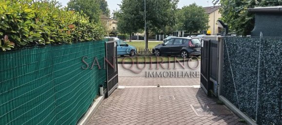 19m² Garage in Correggio, Italy No. 379310 11