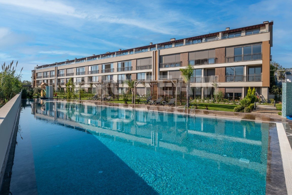 2 rooms Apartment in Muratpasa, Turkey No. 15956