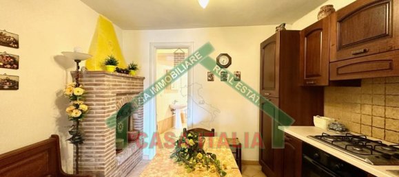 2 Schlafzimmer Wohnung in Capodimonte, Italy, Nr. 13523 7