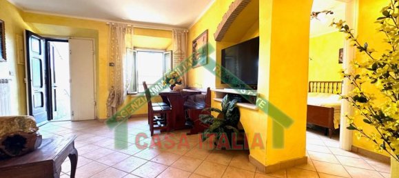 2 Schlafzimmer Wohnung in Capodimonte, Italy, Nr. 13523 6