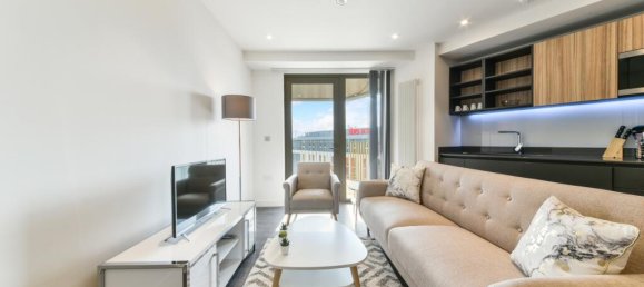 2 bedrooms Apartment in Docklands, United Kingdom No. 4336 2