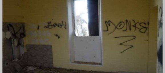 4 Schlafzimmer Wohnung in Frascarolo, Italy, Nr. 381359 2