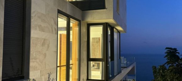 5 bedrooms Villa in Agios Tychonas, Cyprus No. 35335 8