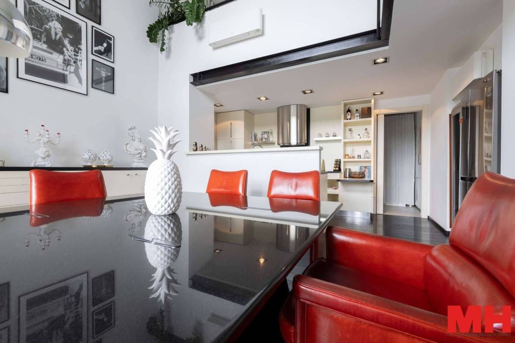 2 غرف نوم شقة في Milan, Italy رقم 247477