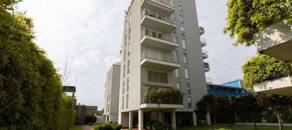 2 غرف نوم شقة في Milan, Italy رقم 247477 32