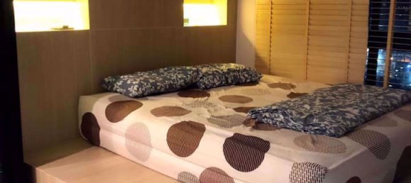 Apartamento com 1 quarto em condomínio em Thonburi, Thailand N.º 9868 4