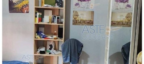 Casa de 11 divisões em Pomezia, Italy N.º 16321 44