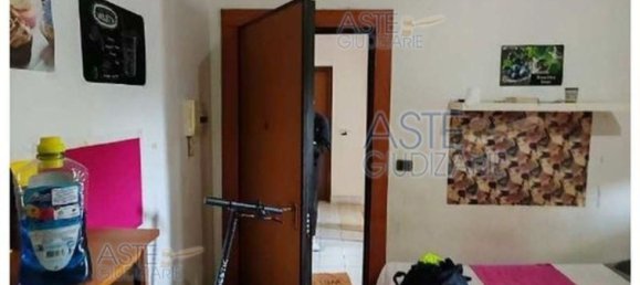 Casa de 11 divisões em Pomezia, Italy N.º 16321 50