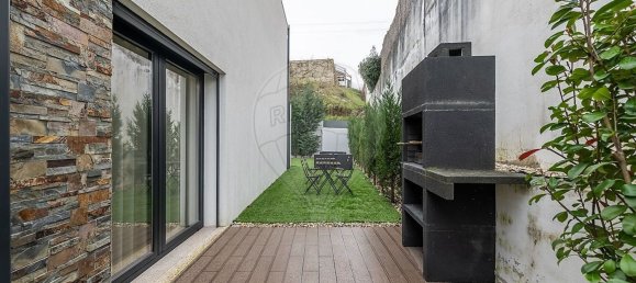 3 bedrooms House in Brito, Portugal No. 187272 10