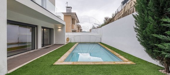 3 bedrooms House in Brito, Portugal No. 187272 9