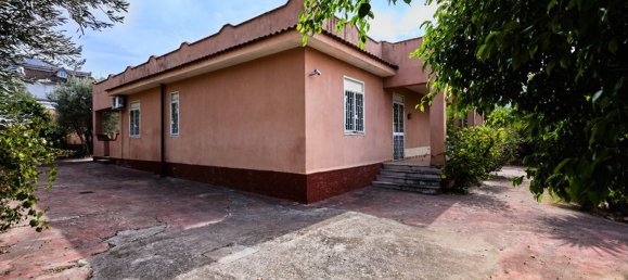 5 bedrooms Villa in Carini, Italy No. 336268 2