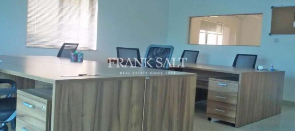 Офис 170м² в Пьета, Мальта № 12071 2