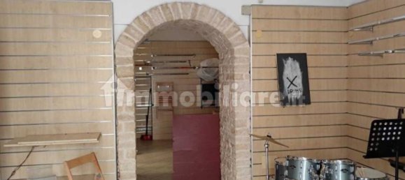 2-salle Propriété commerciale à Molfetta, Italy No. 131639 9