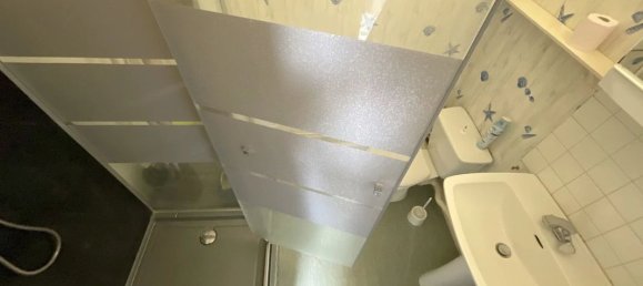 Estudio en La Chapelle-Saint-Luc, France No. 234356 11