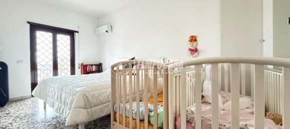 Apartamento de 4 divisões em Rome, Italy N.º 37605 13