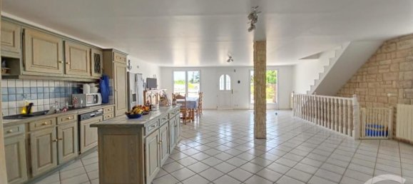 Casa de 3 dormitorios en Argenteuil, France No. 174941 4