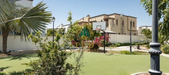 3 bedrooms Villa in Mirdif, UAE No. 8215 9