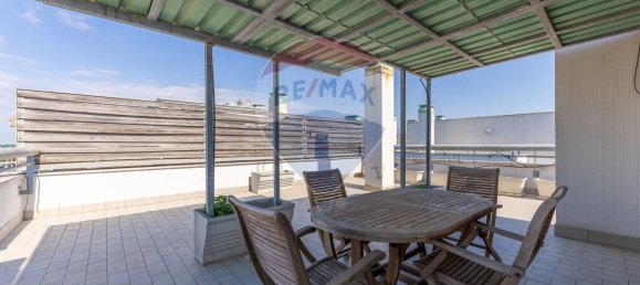 Ático de 1 dormitorio en Fiumicino, Italy No. 327926 16