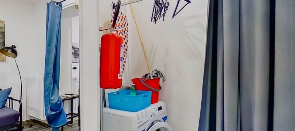 2 rooms Apartment in Rome, Italy No. 31185 4