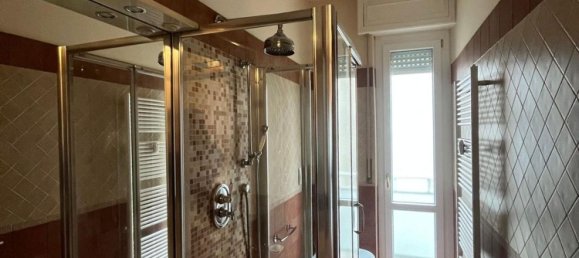 Apartamento de 4 habitaciónes en Vercelli, Italy No. 213681 7