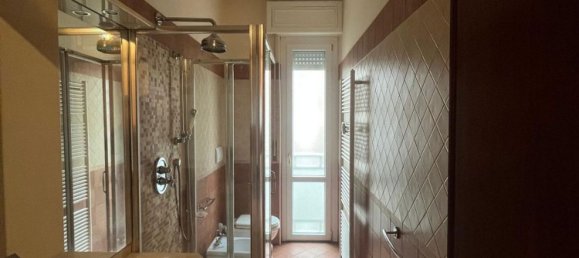 Apartamento de 4 habitaciónes en Vercelli, Italy No. 213681 5