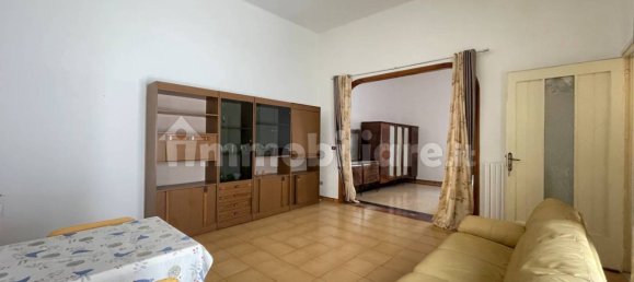 Apartamento de 2 dormitorios en Lecce, Italy No. 374412 3