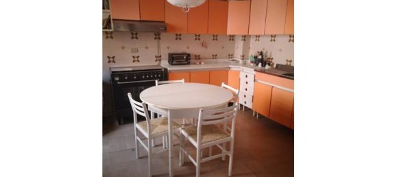 2 bedrooms House in Chiaramonte Gulfi, Italy No. 253194 3