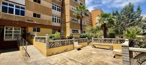 3 bedrooms Apartment in Las Palmas De Gran Canaria, Spain No. 169263 3
