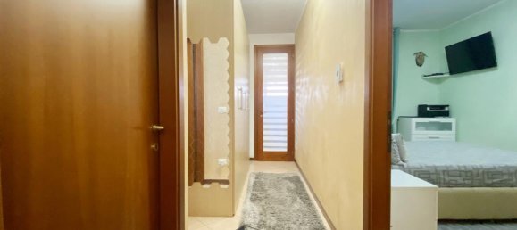 3 rooms Apartment in Salgareda, Italy No. 34245 29
