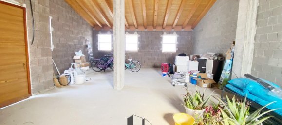 3 rooms Apartment in Salgareda, Italy No. 34245 35