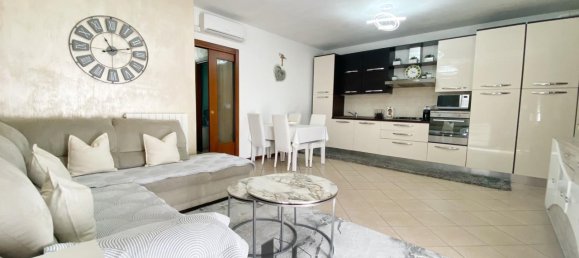 3 rooms Apartment in Salgareda, Italy No. 34245 14