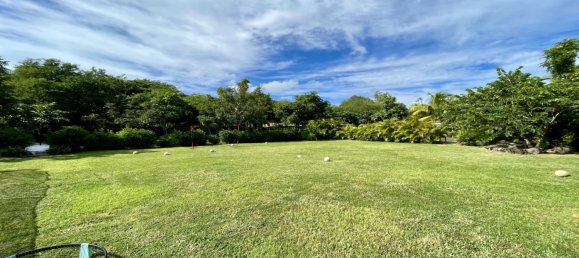 5 bedrooms Villa in Riviere Noire, Mauritius No. 130 8