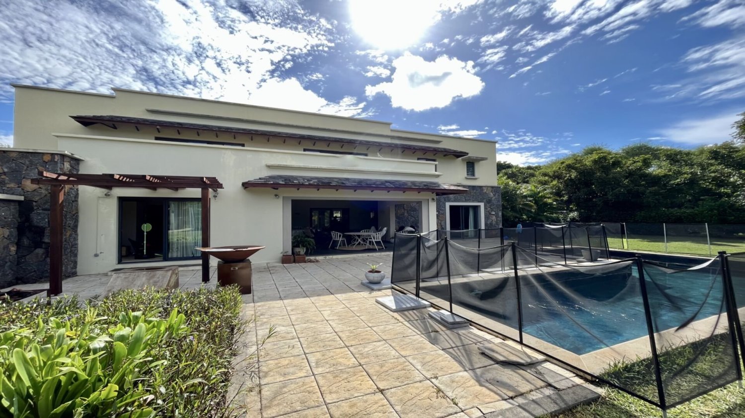 5 bedrooms Villa in Riviere Noire, Mauritius No. 130