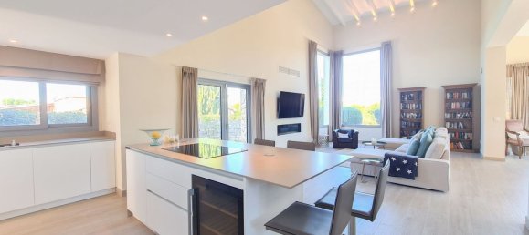 4 bedrooms Villa in Nova Santa Ponsa, Spain No. 155323 13