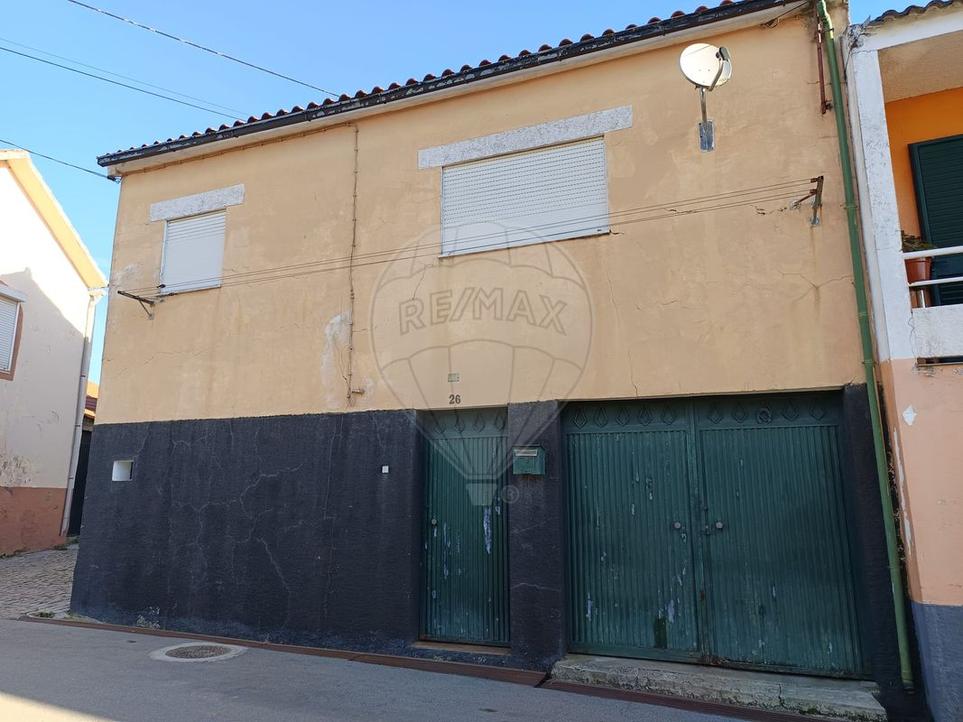 Casa de 2 dormitorios en Vila Real, Portugal No. 179681