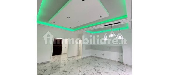 3 Schlafzimmer Wohnung in Rome, Italy, Nr. 16859 15