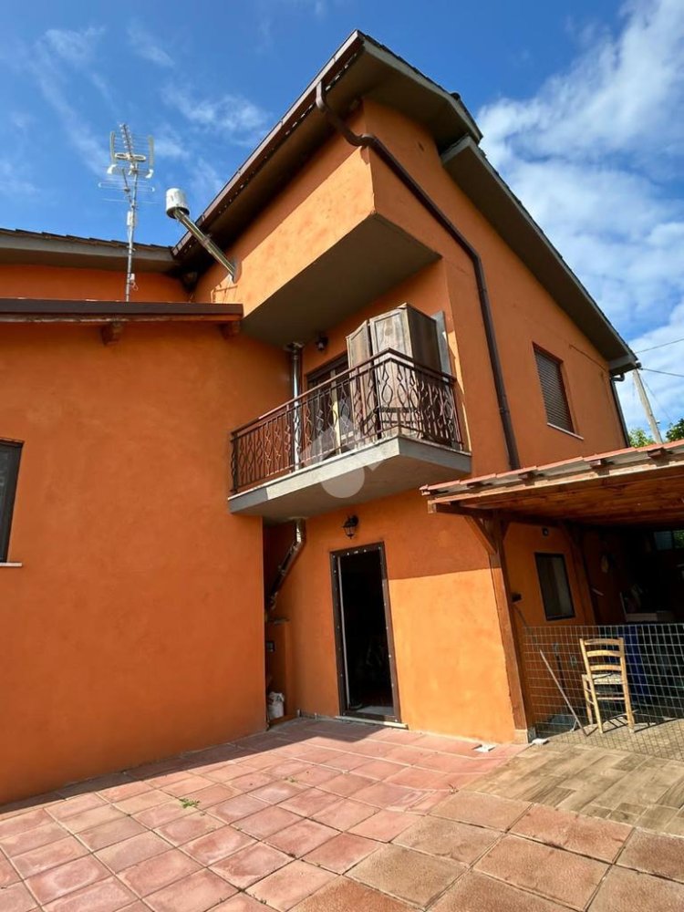 3 Schlafzimmer Villa in Bellegra, Italy, Nr. 161985