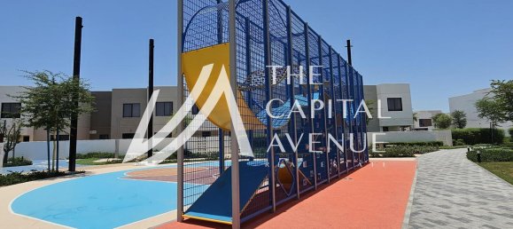 2 bedrooms Townhouse in Yas Island, UAE No. 31773 5